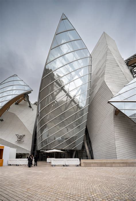 collegamenti acciaio legno fondazione louis vuitton parigi